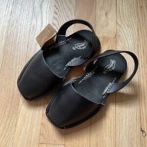 Riudavets  Avarca Sandals